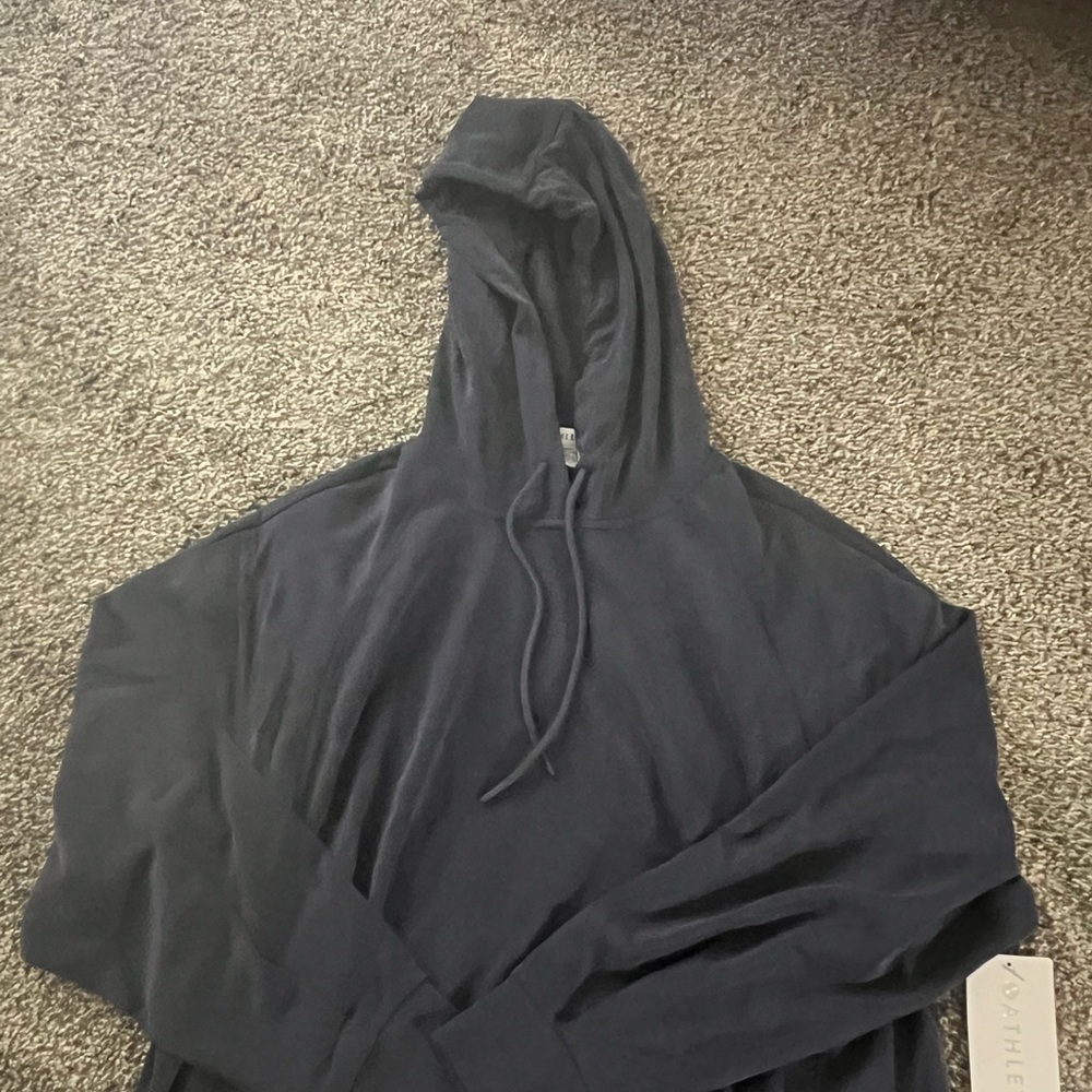 Athleta Seasoft —NWT! blue hoodie with bubble hem-M
